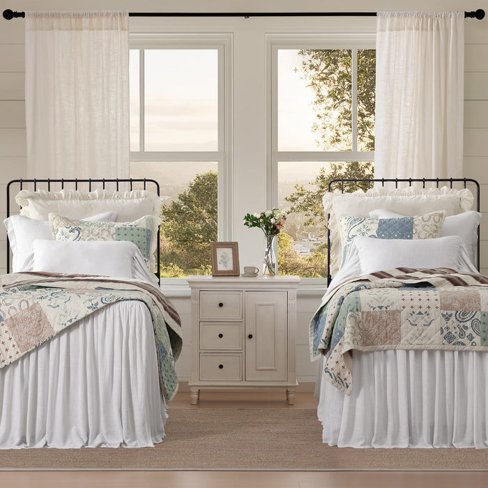 Patchwork Paisley Reversible Quilt Set