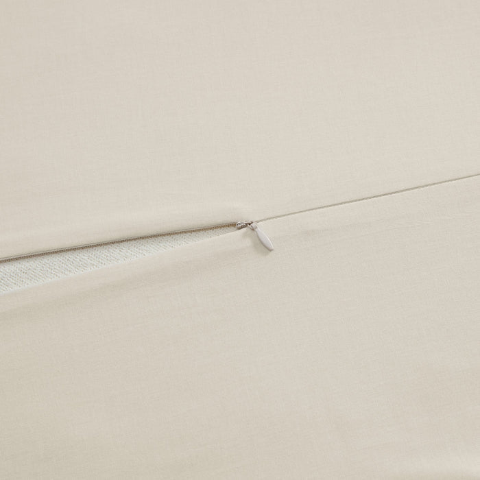 Pikes Peak Matelassé Bedding Set