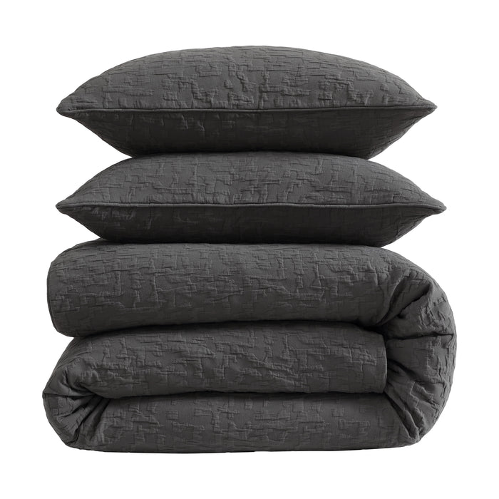 Porto Matelassé Bedding Set