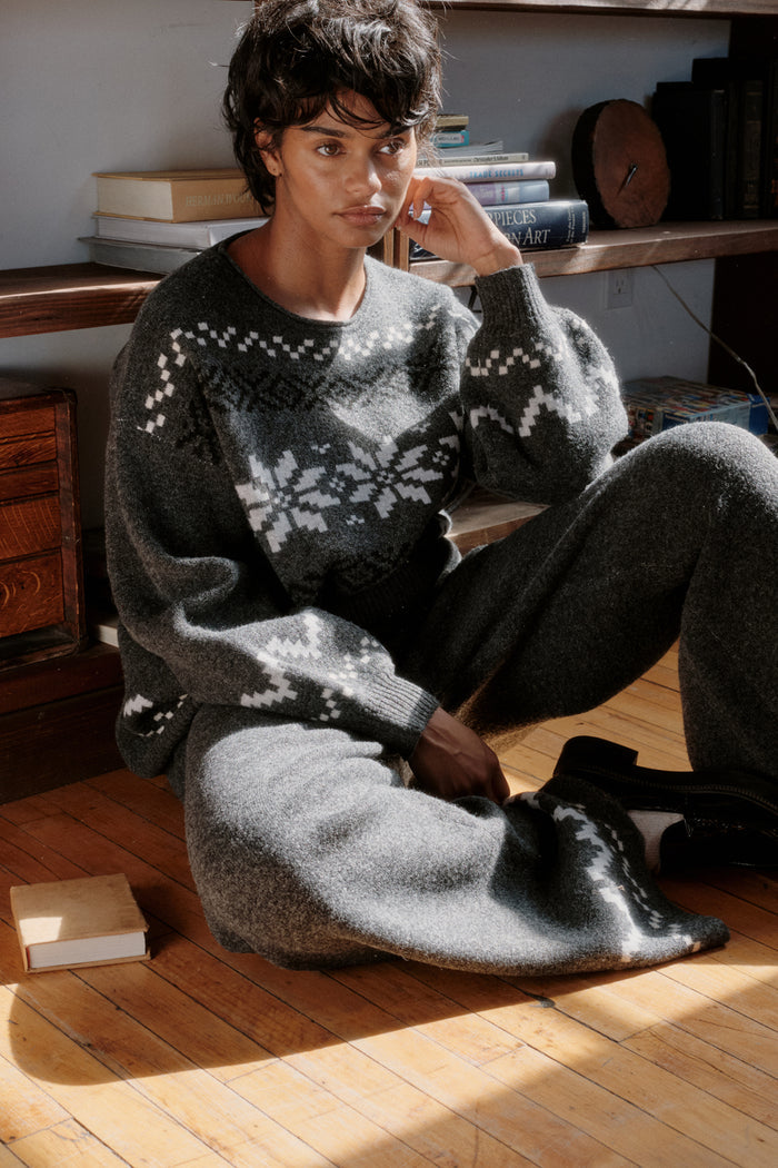Snowy Peaks Oversize Alpine-Knit Sweater - ShopPromesa