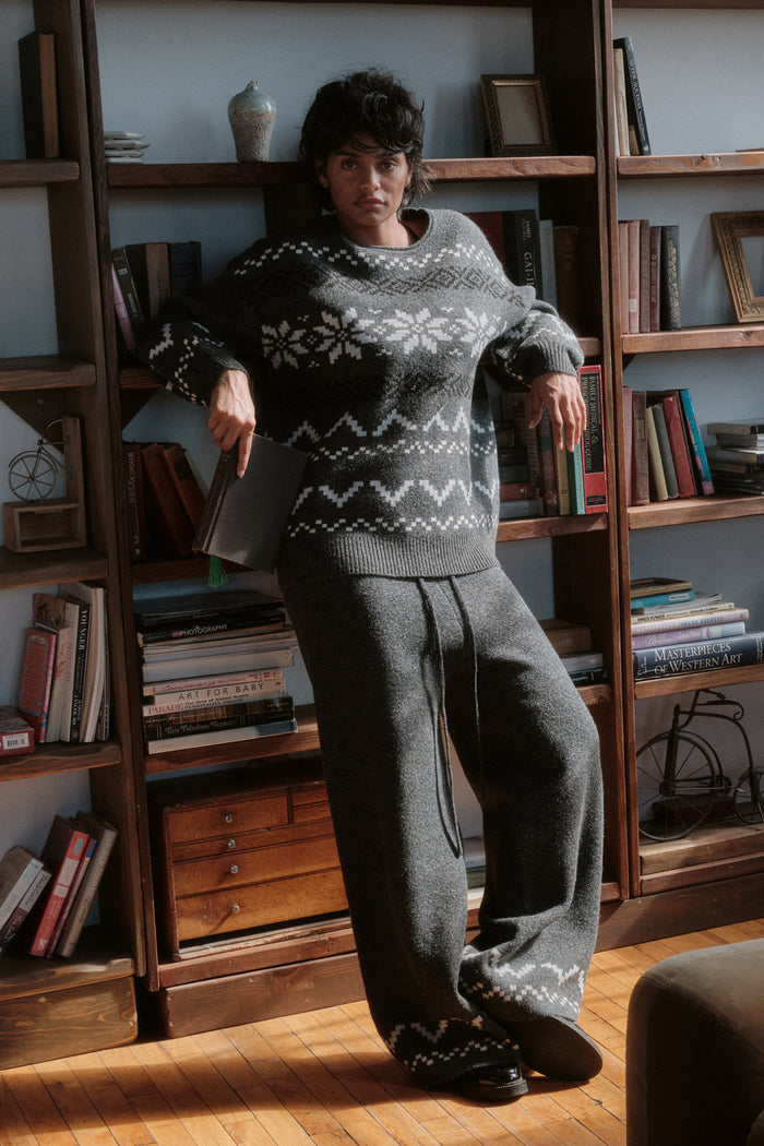 Snowy Peaks Oversize Alpine-Knit Sweater - ShopPromesa